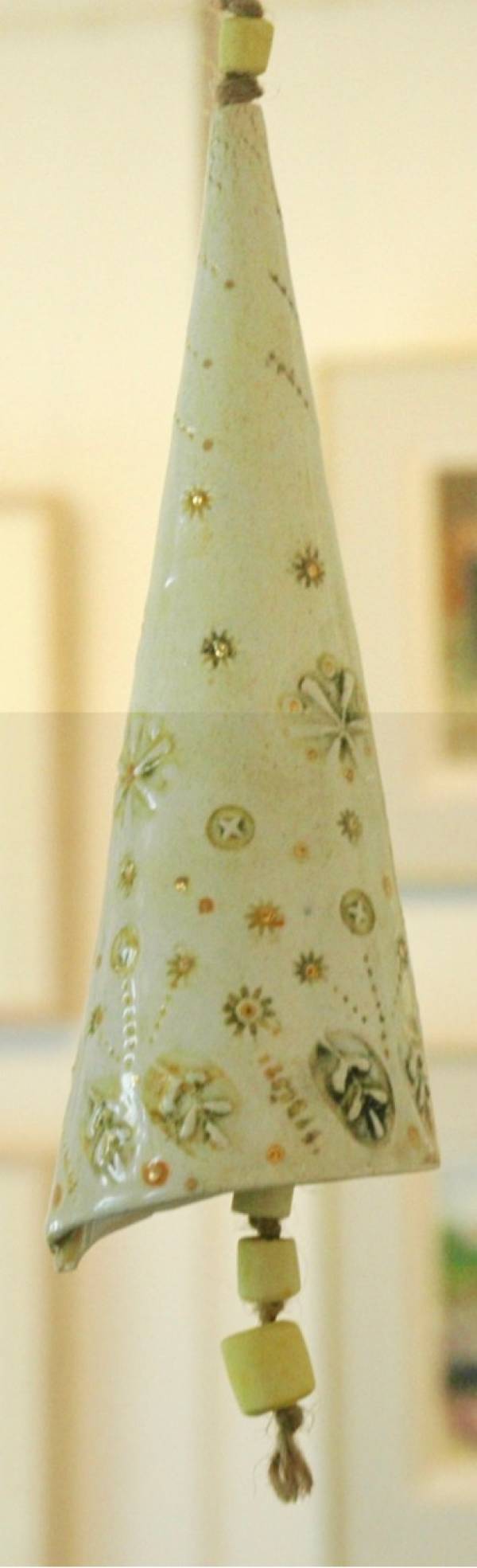 - a , Ceramic Sculpture by Sarah McCormack, measuring 21 x 8 cm (H x W) £30